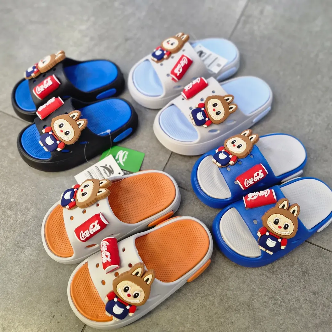 دمپایی بچگانه مدل لبوبو کوکا